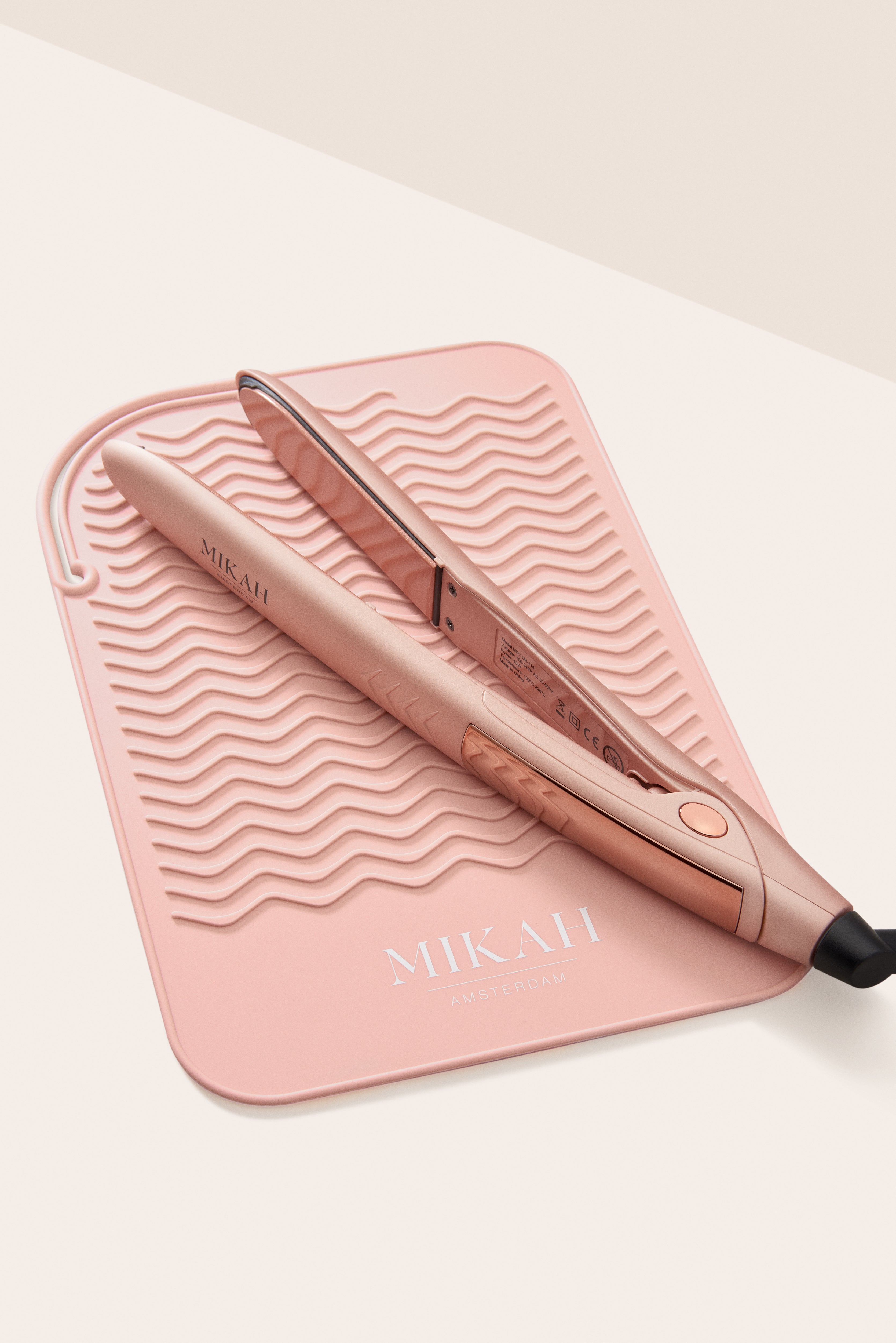 Essential Heat Protective Mat – Protect Surfaces Up to 230°C