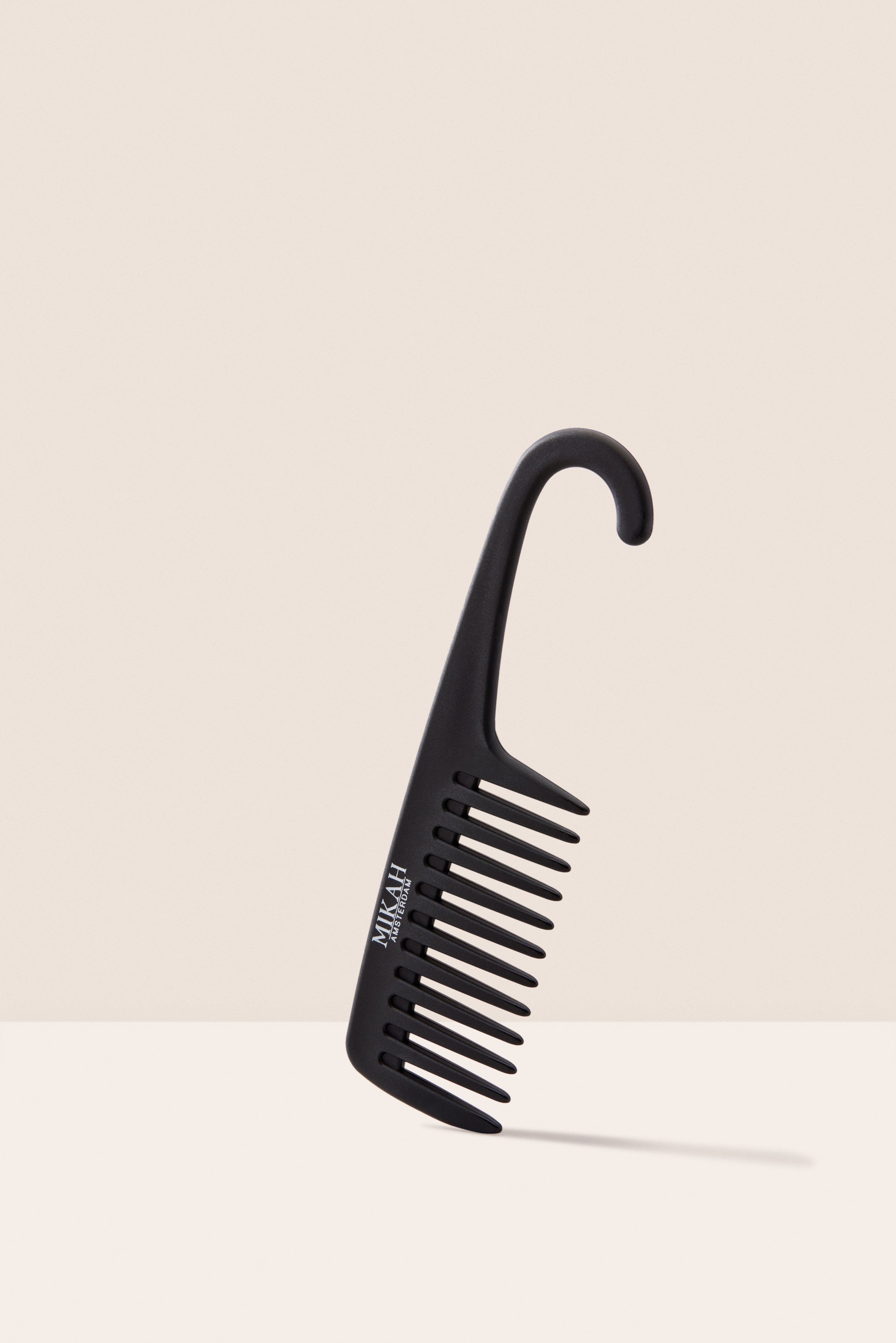 Top Mikah Detangling Comb – Perfect for Styling and Distributing Products